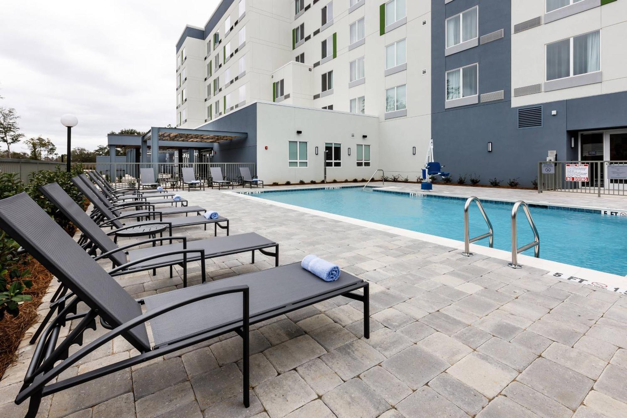 Courtyard By Marriott Pensacola I-10 West Hotel Ngoại thất bức ảnh